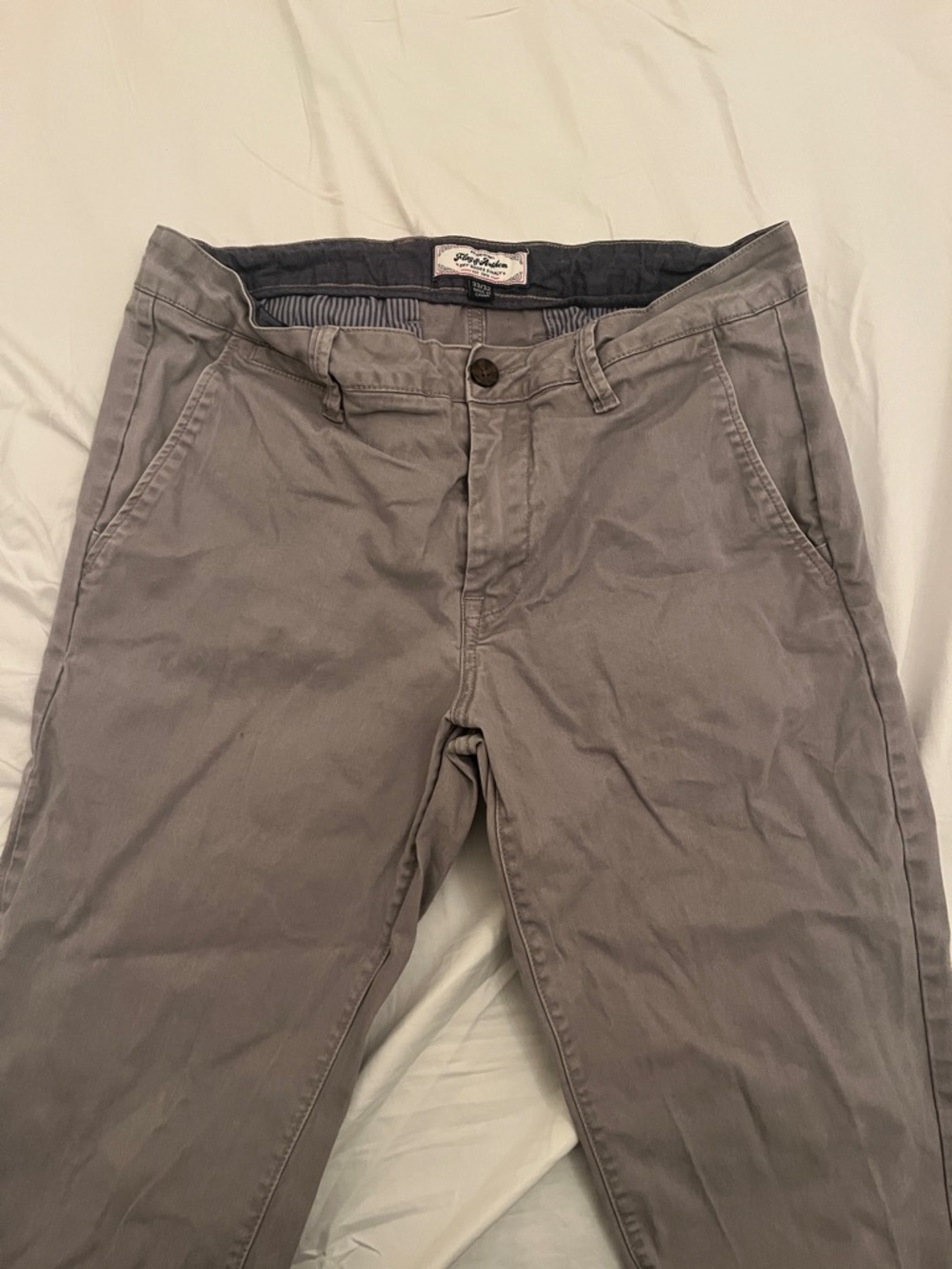 Men's Gray Slim Fit Chino Pants